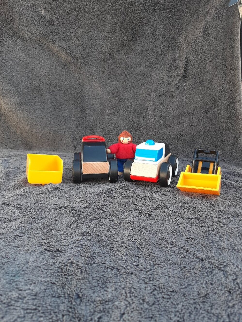 Melissa & Doug Wooden Construction Vehicles & Police Car